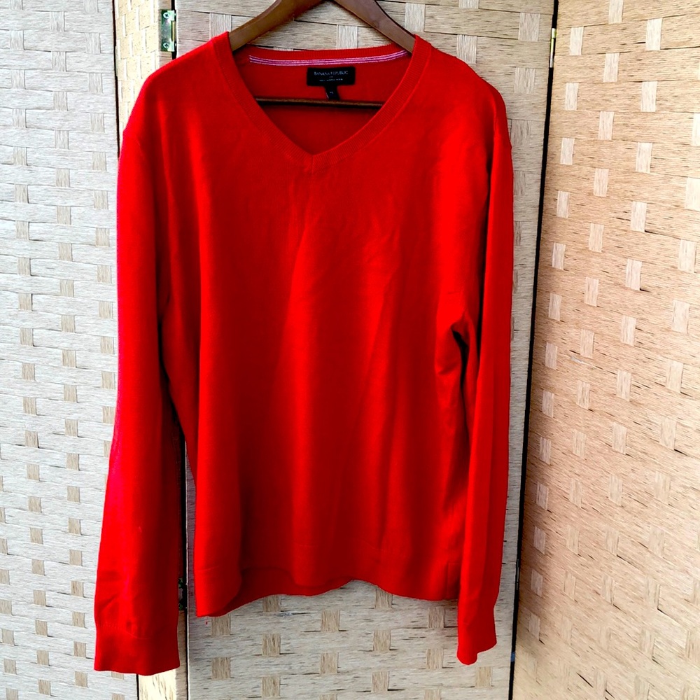 Banana Republic 100 Merino Wool sweater good condition